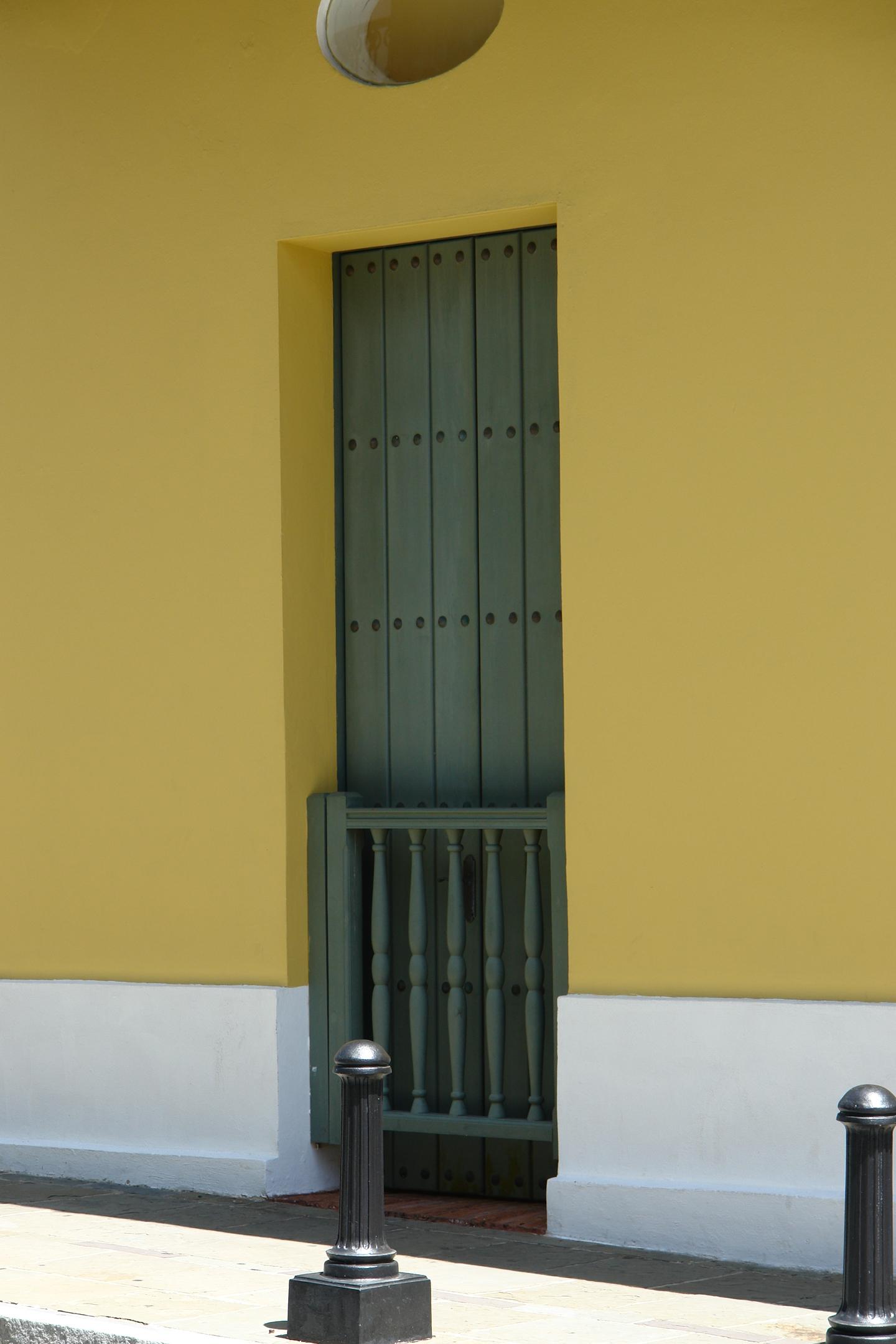 Calle de la Fortaleza 56 - Antigua Real Audiencia - Conservatorio De Artes Del Caribe - San Juan (Viejo San Juan) - 2011 00038